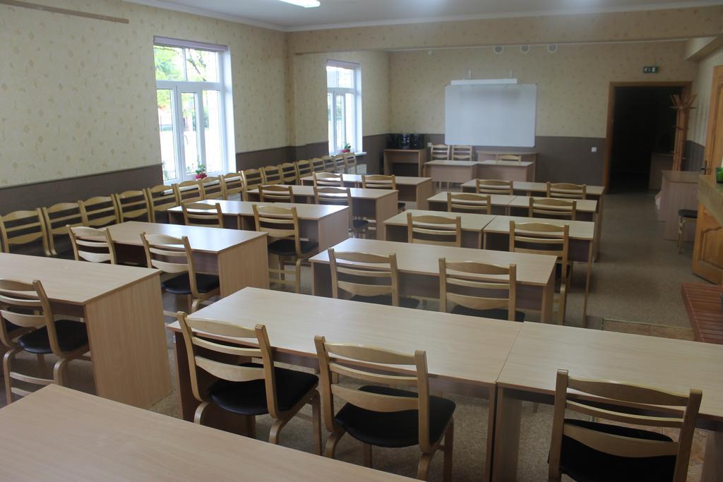 Rēzekne Latvijas Sarkana Krusta Viesnica מראה חיצוני תמונה